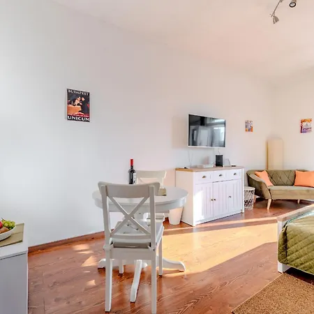 Cozy Buda Budapest